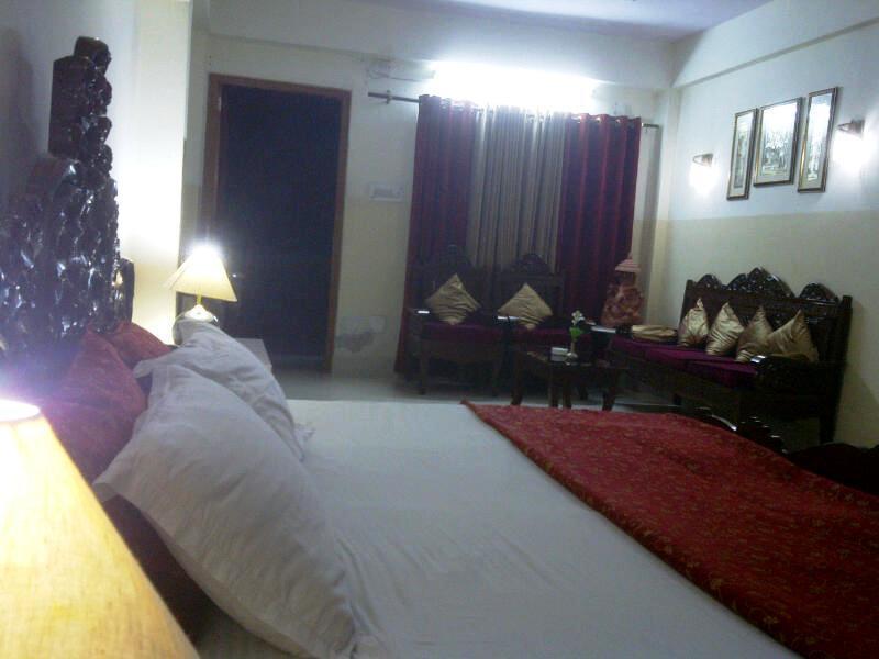 Aravali Clarks Inn Alwar Ruang foto
