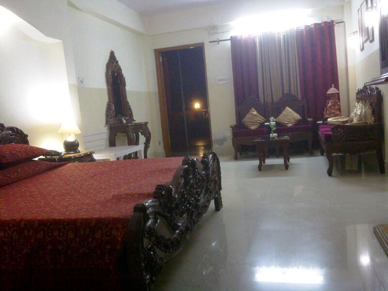 Aravali Clarks Inn Alwar Bagian luar foto
