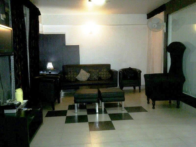 Aravali Clarks Inn Alwar Bagian luar foto