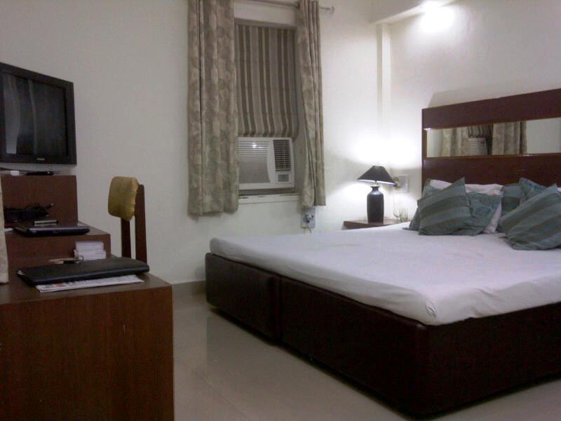 Aravali Clarks Inn Alwar Bagian luar foto